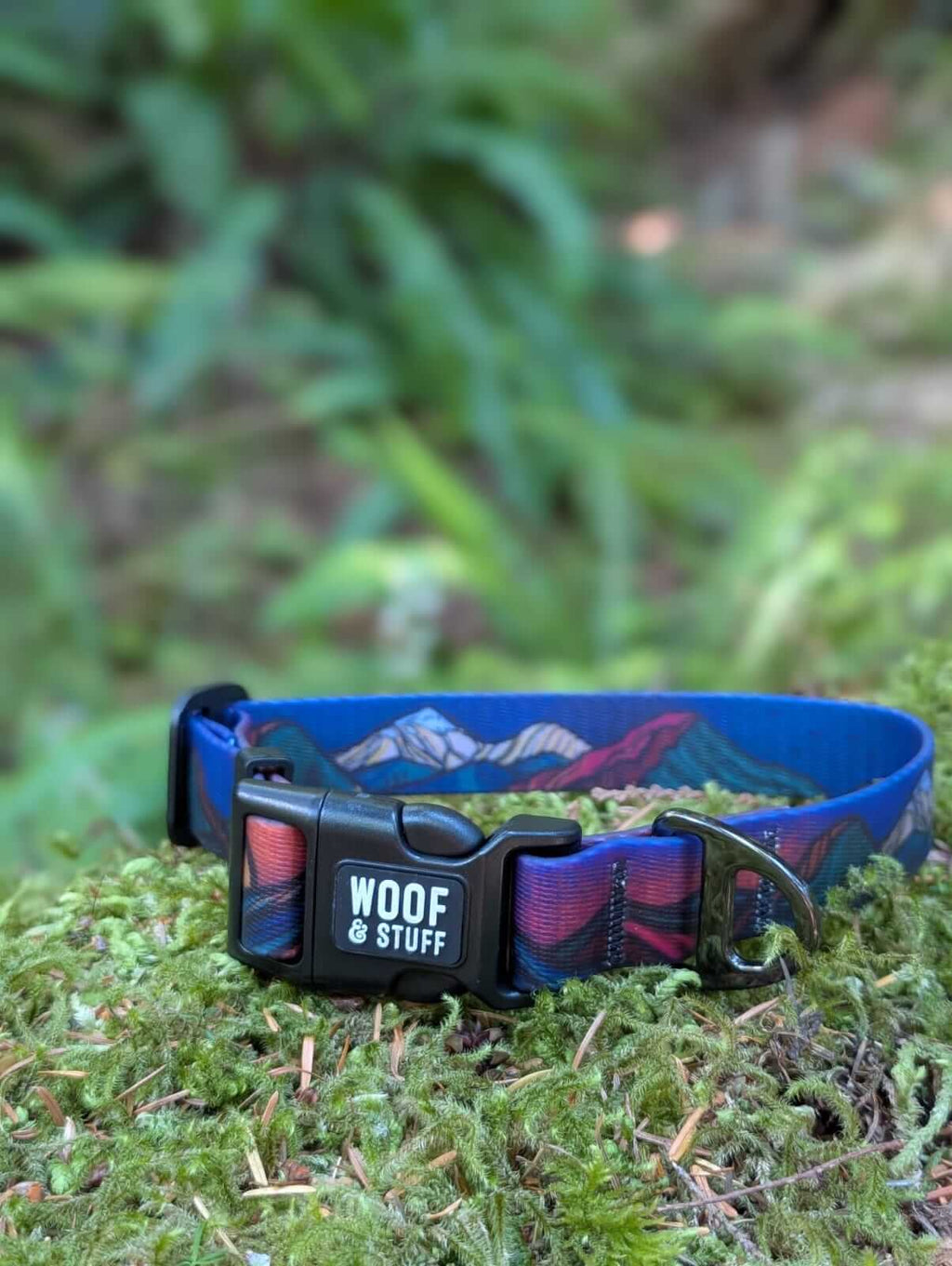Le Collier Imperméable Midnight Sun – Collier Aventure Waterproof pour Chien | Woof & Stuff