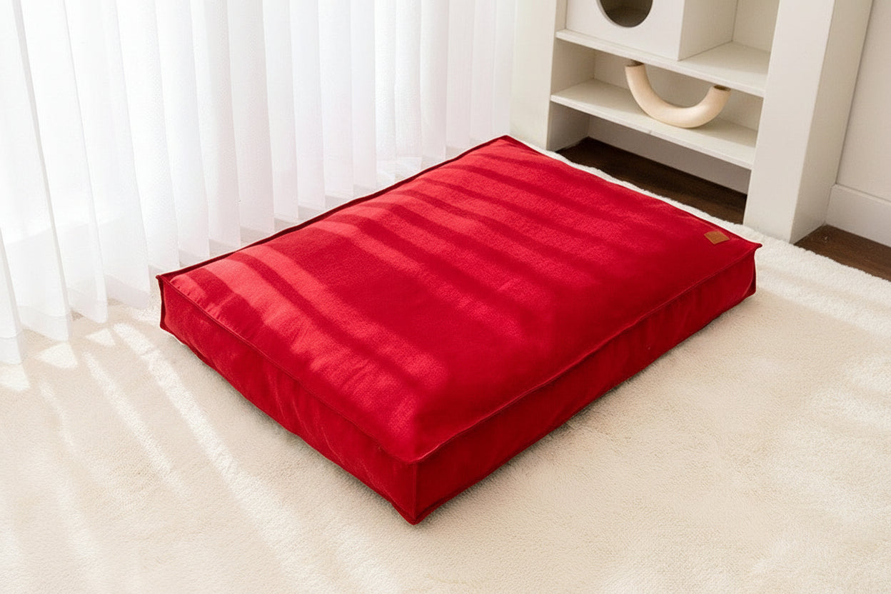 Coussin imperméable confortable pour chien et chat - Âme & Muzo- Rouge profond