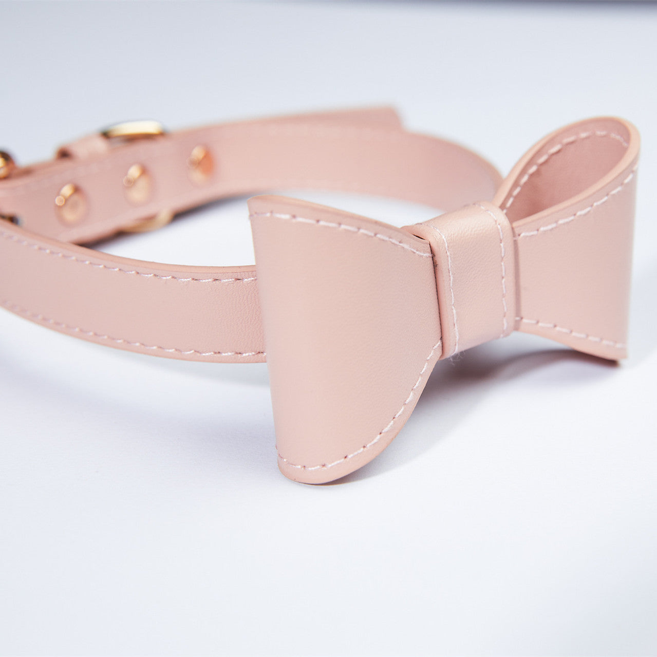 Collier et nœud papillon pour chien rose- Âme & Muzo