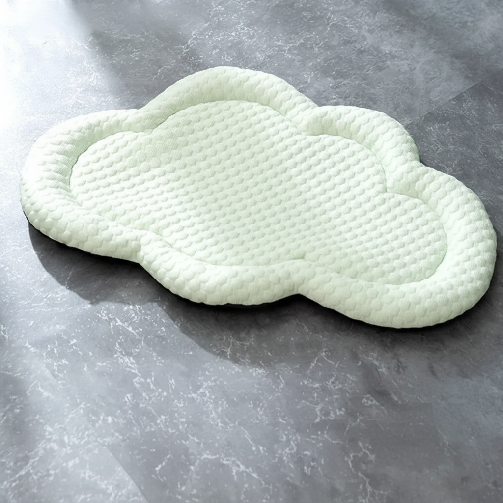 Tapis rafraîchissant forme nuage vert 